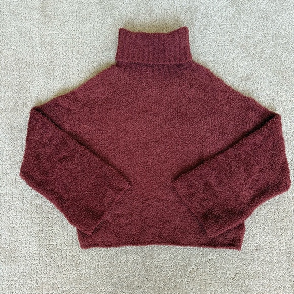 Urban Outfitters Turtleneck Sweater - Picture 1 of 5